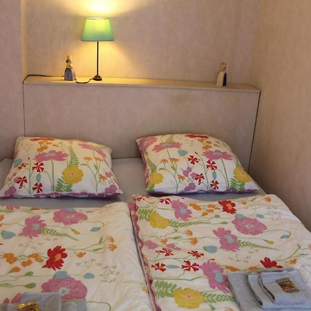 Osnabrück Ferienwohnung Am Sonnenhuegel Mit Terrasse מראה חיצוני תמונה